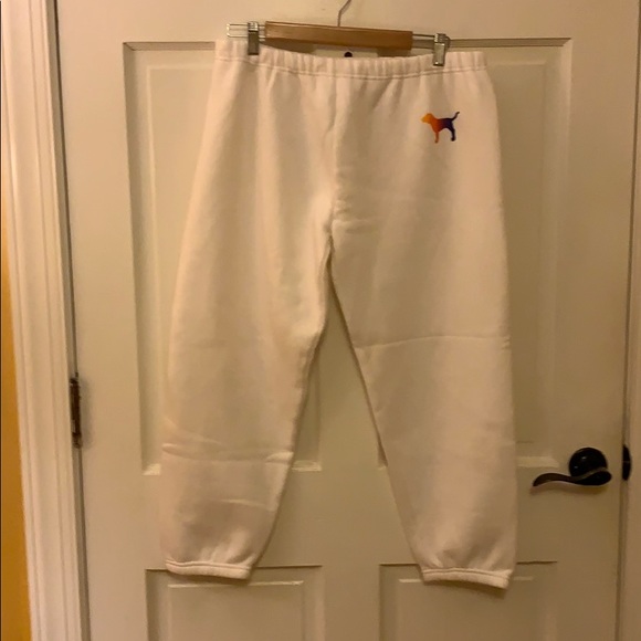 PINK Victoria's Secret Pants - Victoria Secret Capri sweatpants